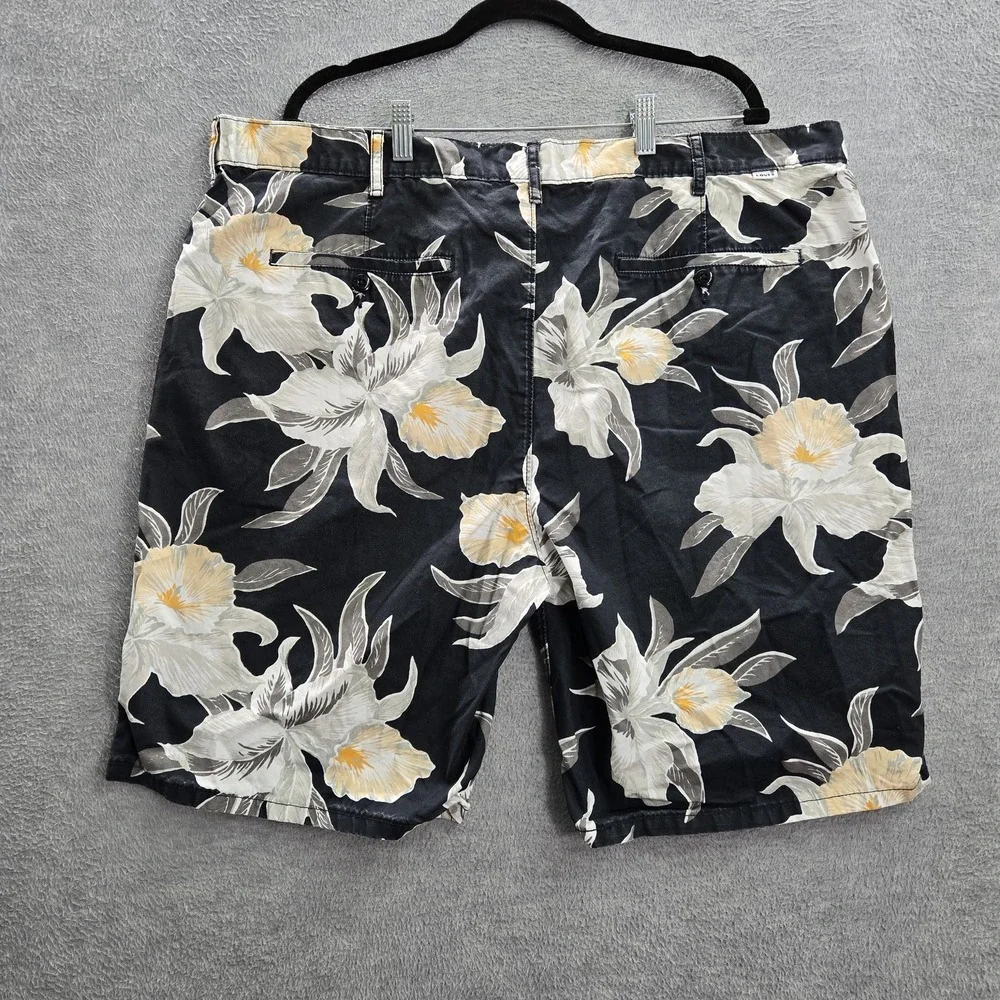 Levi's Men Shorts 42 Black Floral Chino Pockets High‎ Rise Cotton 10